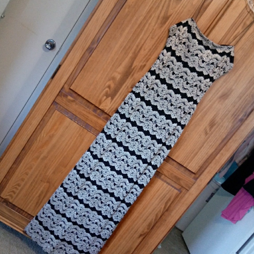 Pretty Gown - image 1